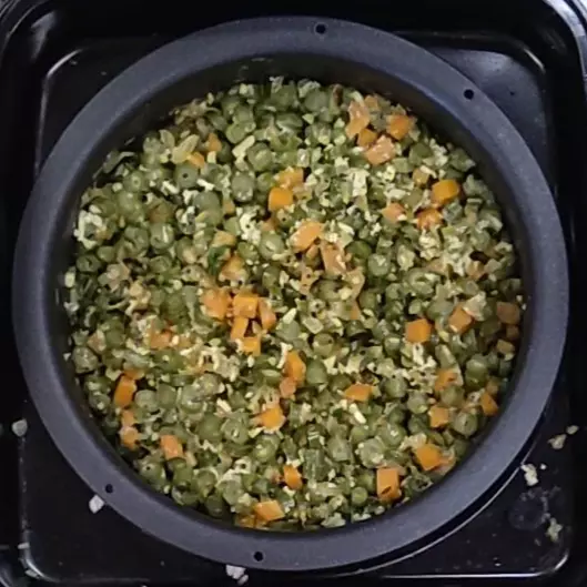 Beans and Carrot Poriyal