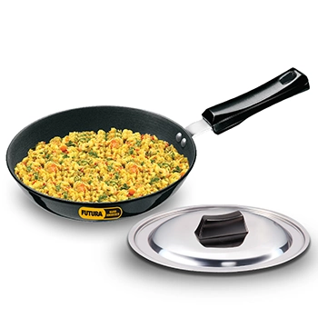Hawkins Futura 20 cm Frying Pan, Hard Anodised Fry Pan with Stainless Steel Lid, Induction Frying Pan, Small Frying Pan, Black (IAF20S)